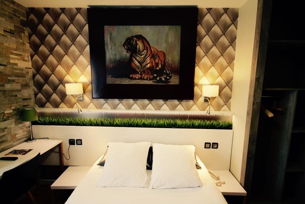 Hotel De La Felicite Paris Dış mekan fotoğraf