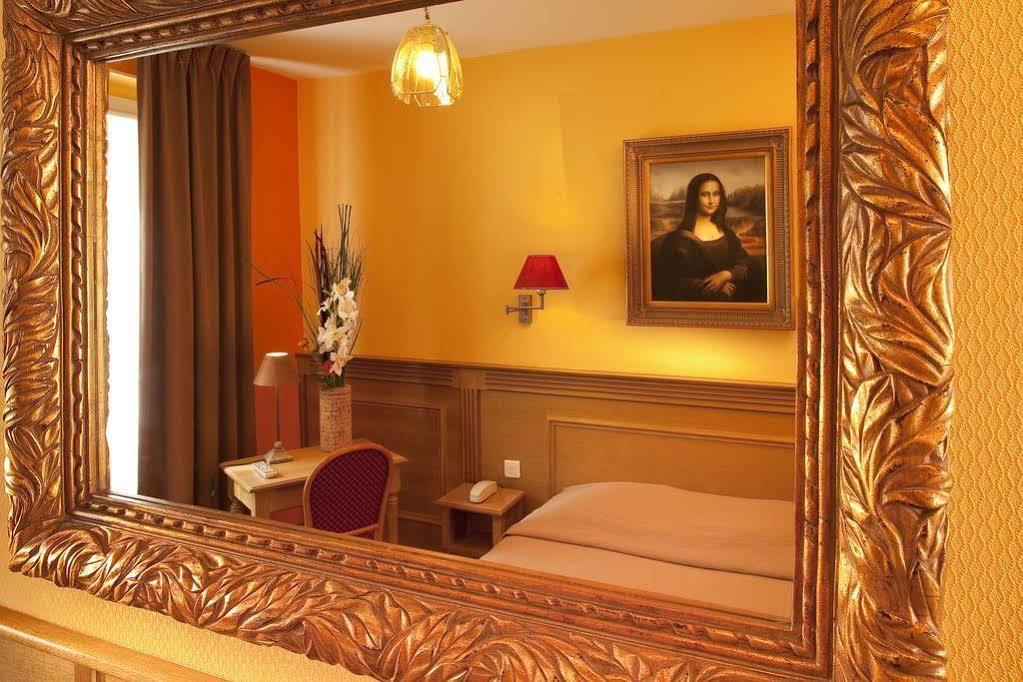 Hotel De La Felicite Paris Dış mekan fotoğraf